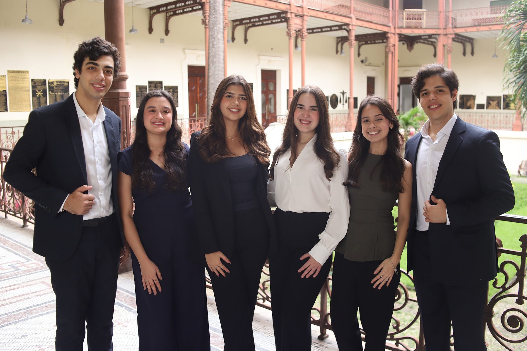 Membros do Escritório Bevilaqua reunidos