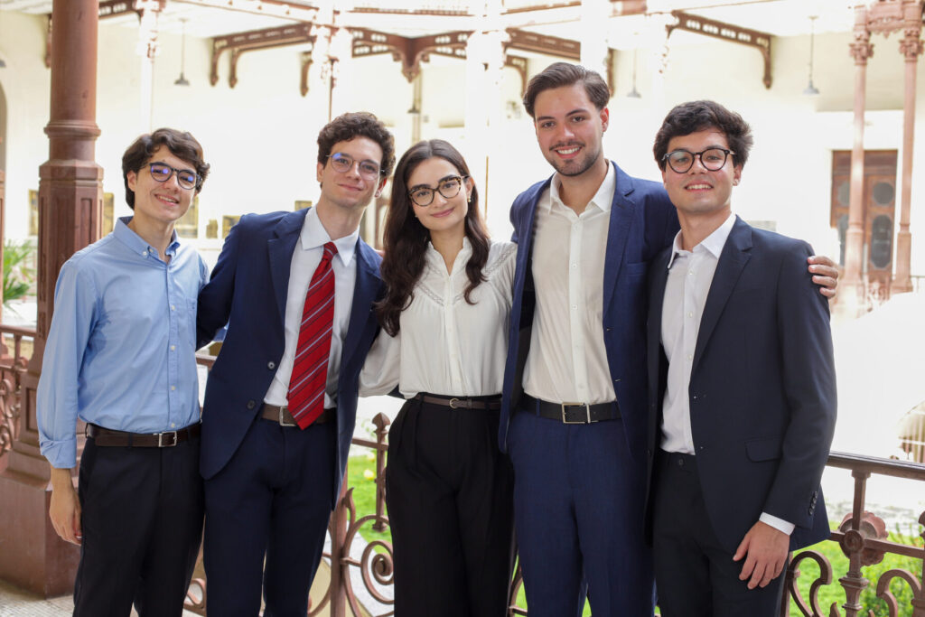 Equipe do Escritório Bevilaqua
